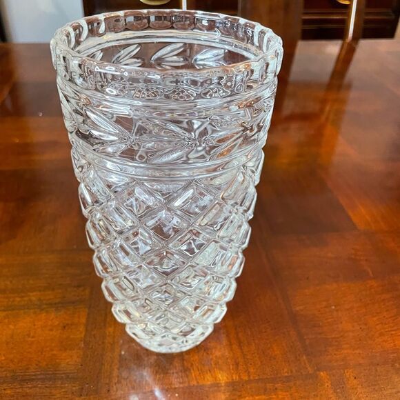 Crystal Glass Cut 8" Vase - Picture 1 of 10